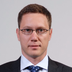 Олександр Овчинников onerror=