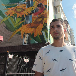 Тарас Довгалюк onerror=