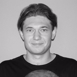 PAVLO MAKAROV onerror=